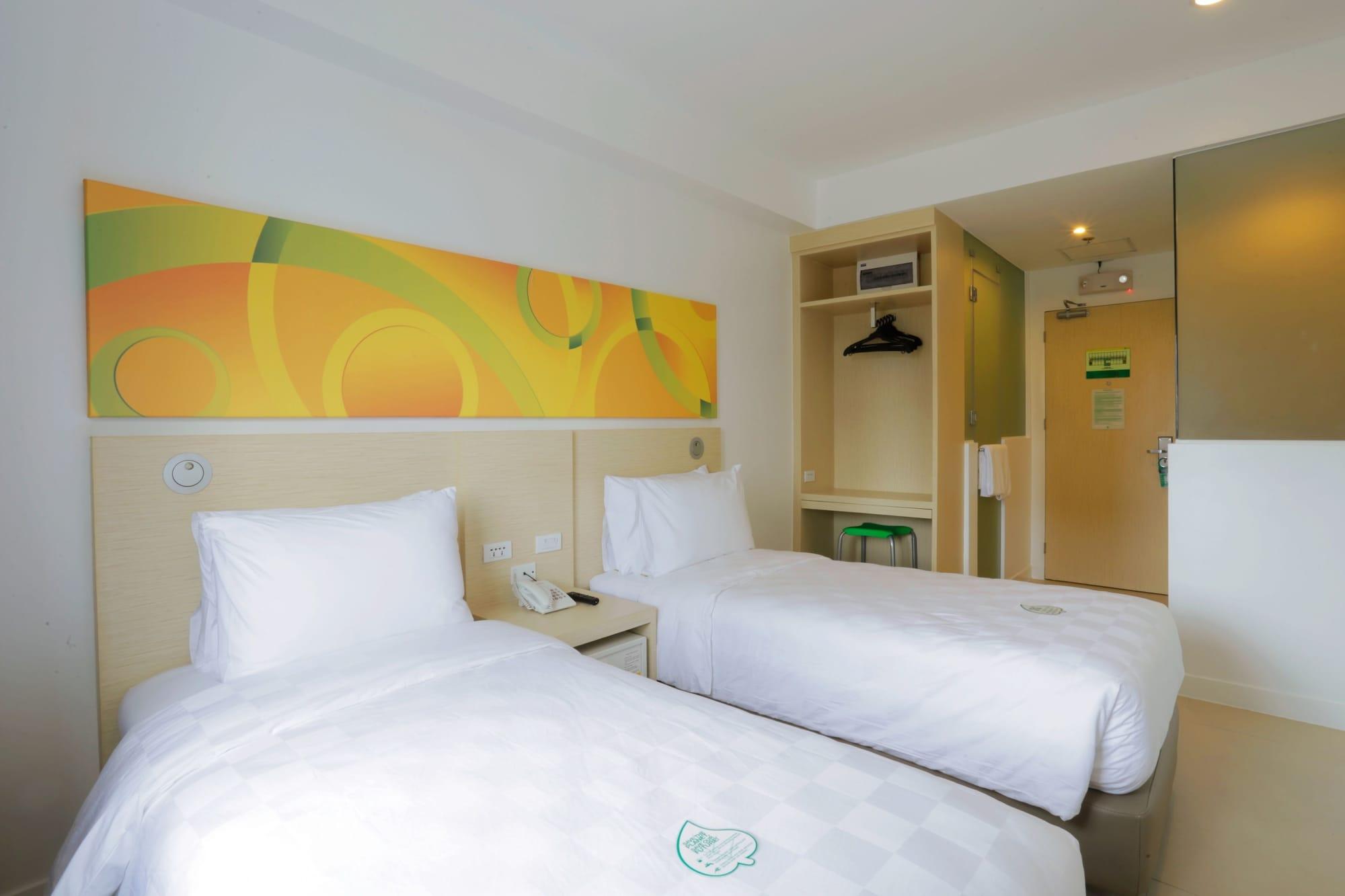 קואזון סיטי Go Hotels Timog מראה חיצוני תמונה