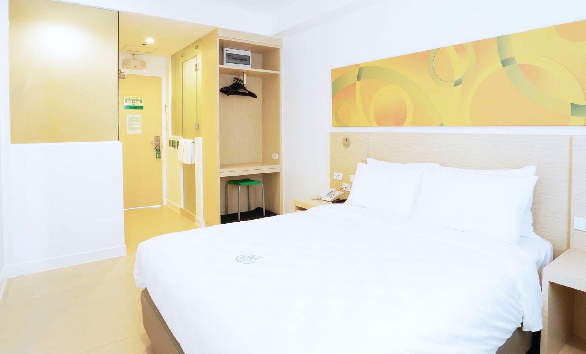 קואזון סיטי Go Hotels Timog מראה חיצוני תמונה