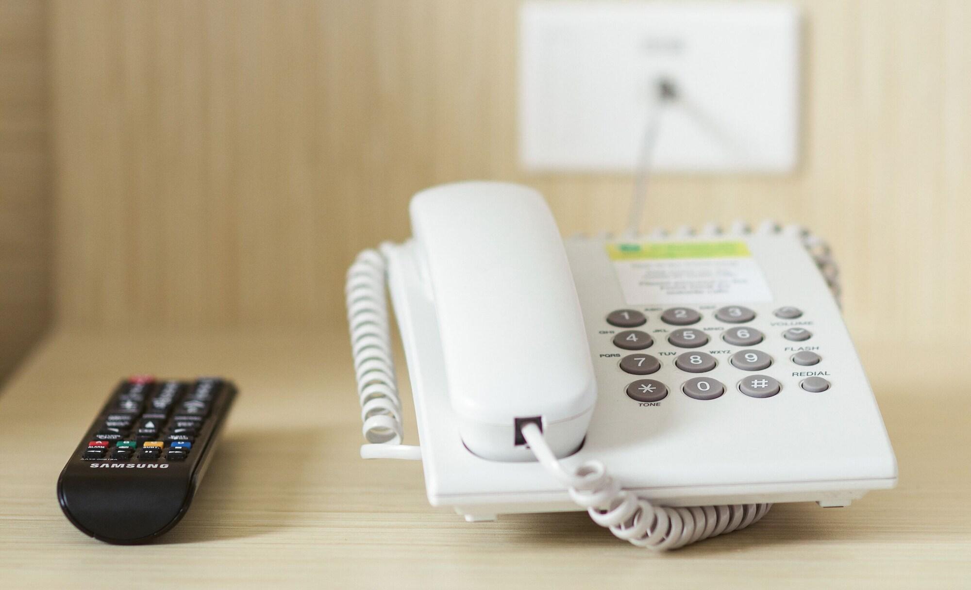 קואזון סיטי Go Hotels Timog מראה חיצוני תמונה