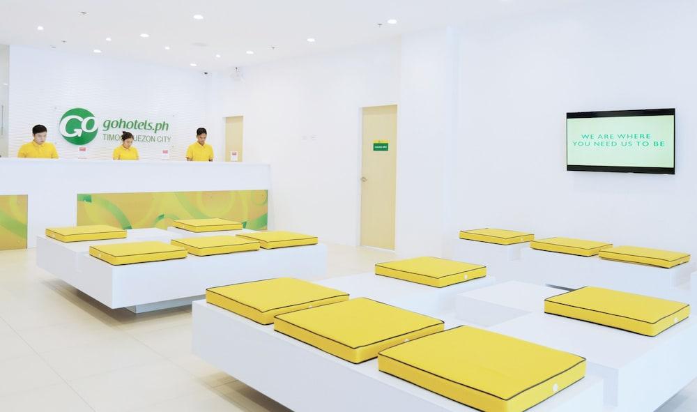 קואזון סיטי Go Hotels Timog מראה חיצוני תמונה