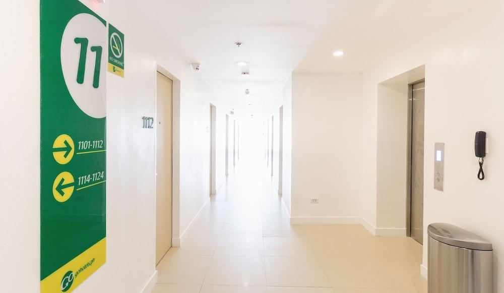 קואזון סיטי Go Hotels Timog מראה חיצוני תמונה