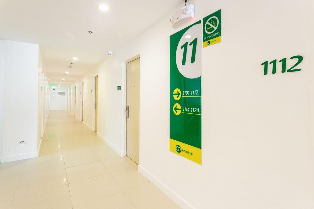 קואזון סיטי Go Hotels Timog מראה חיצוני תמונה